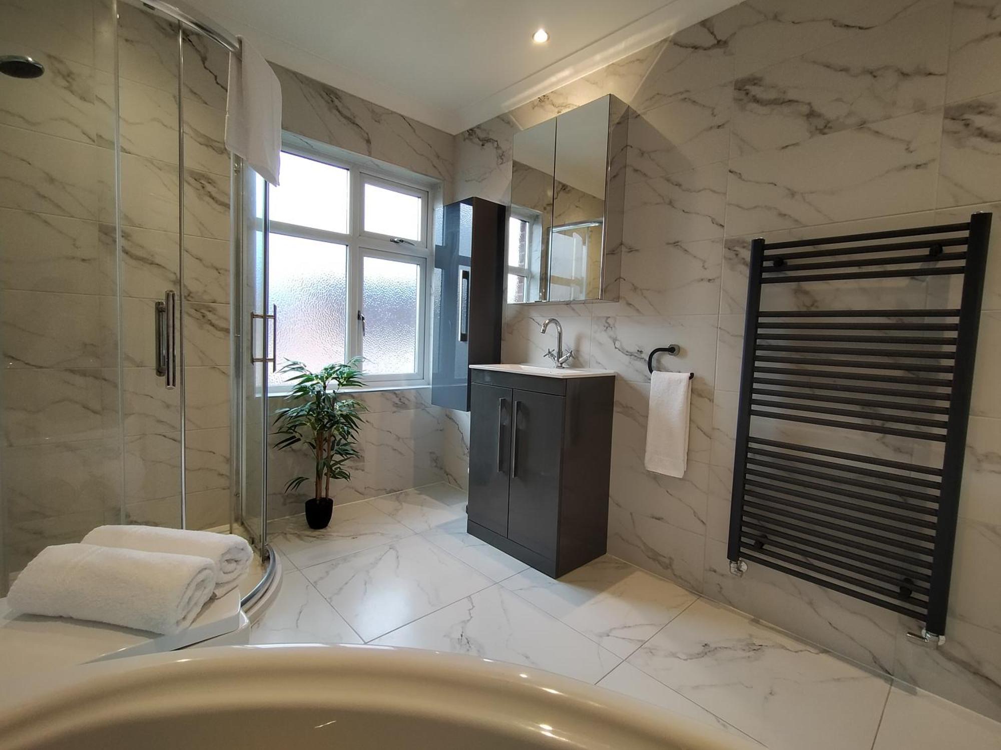 Sirius House - Sleeps 7, Driveway, Garden Villa Crewe Exterior foto